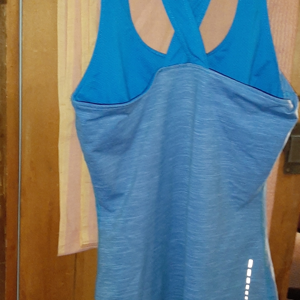 FILA ATHLETIC TOP - Picture 5 of 5